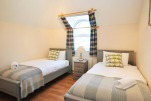 9 Lord Raglan House, Twin bedroom