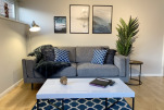 1 Lawrence Court, Living Area