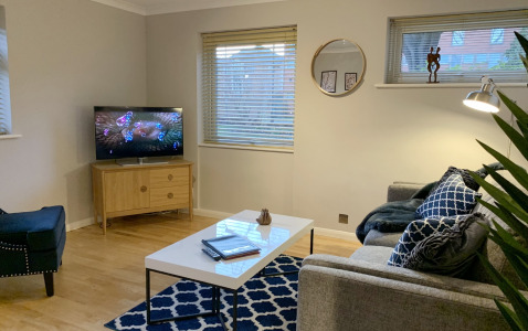 Lawrence Court Apartment