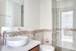Reva Residences Apartments
                                    - Dubai, United Arab Emirates