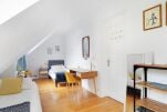 Rue Davioud Accommodation
                                    - Paris, Lle-de-France
