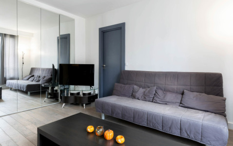 Rue de la Croix Nivert Apartment