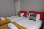 Milton House Accommodation
                                    - Luton, Bedfordshire