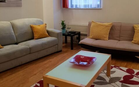 Crusader House Apartment