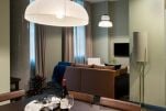 Huntingdon House Apartments
                                    - Earls Court, Central London