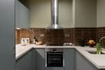 Huntingdon House Apartments
                                    - Earls Court, Central London