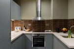 Huntingdon House Apartments
                                    - Earls Court, Central London