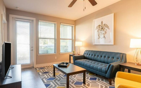 Skinner Parkway Steele Apartments