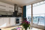 Byron House - Executive - Kitchen & Dining Area