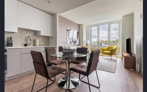 Bank Street Continuum Apartments