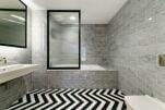 Wardian Apartment
                                    - Canary Wharf, East London