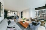 Wardian Apartment
                                    - Canary Wharf, East London