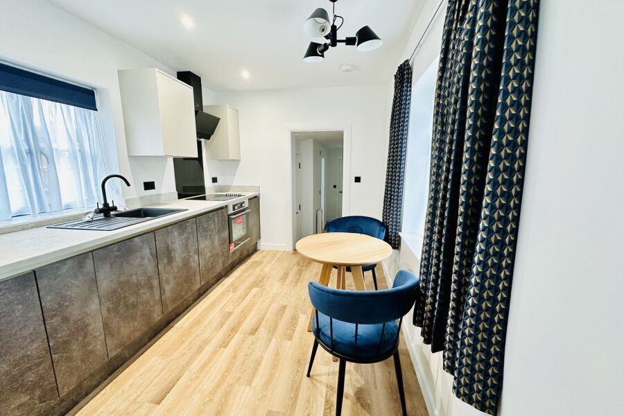 Apt 6 - Kitchen - One bedroom 