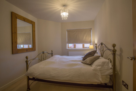 Bedroom, Samson and Hercules Serviced Apartments, Norwich