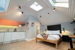 Room2 Hammersmith Apartments
                                    - Hammersmith, West London