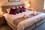 Perry House Accommodation
                                    - Bristol, England
