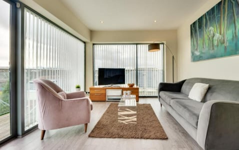 Grove Park Oval Apartment