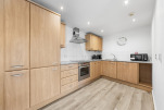 River View Apartment
                                    - Wandsworth, South West London