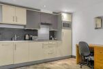 Leeds City West Apartments
                                    - Leeds, West Yorkshire