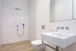 Swiss Cottage Accommodation
                                    - Finchley, North London