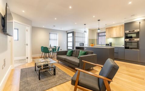 Bond House Apartments