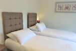 Twickenham Newland Apartments
                                    - Twickenham, West London