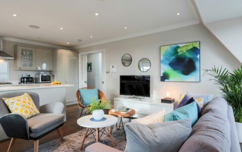 White Hill House 5 Apartment