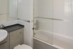 Bathroom, Centralofts Serviced Apartment, Newcastle