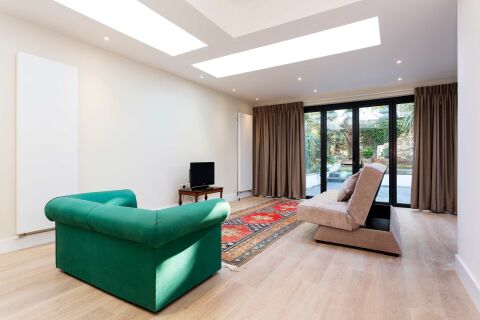 Living Area, Thornhill Mews Serviced Apartment, East Putney, London