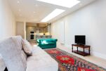 Living Area, Thornhill Mews Serviced Apartment, East Putney, London