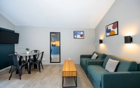 Centre Vieux Port Apartments