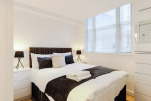 Trafalgar Square Excel Apartments
                                    - Trafalgar Square, Central London
