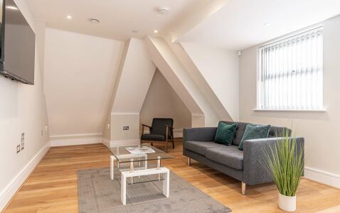 Bond House Apartments