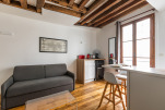 Rue Cloche Perce Corporate 81/3
                                    - 4th Arrondissement, Paris