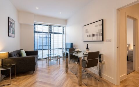 Wellington House Apartments