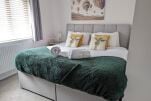 Bedroom (Kingsize Option)