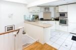 Kitchen, Crescent Lane Serviced Accommodation, Bath