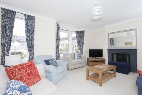 Living Area, Avonleigh House Serviced Accommodation, Bath