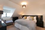 Bedroom, The Townhouse Serviced Accommodation, Derby