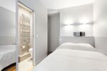 Rue de Chaillot Apartments
                                    - Paris, Lle-de-France
