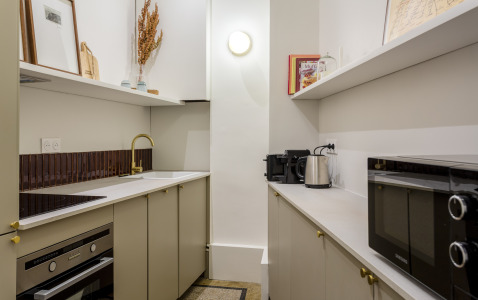 Courcelles Apartment