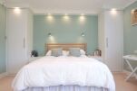 Bedroom, Wonford House Serviced Accommodation, Kingston Upon Thames