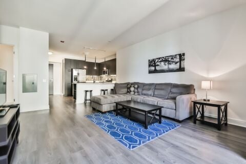 Living Area, 73 East Lake Serviced Apartments, Chicago