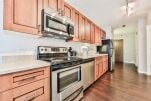 Kitchen, 215 West Serviced Apartments, Chicago