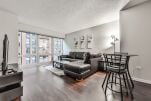 Living Area, 215 West Serviced Apartments, Chicago