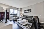 Living Area, AMLI River North Serviced Apartments, Chicago