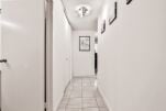 Hallway, 1133 Dearborn Serviced Apartments, Chicago