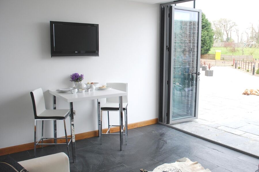 The Farmyard Retreat Serviced Apartments, Living Room, Yeovil