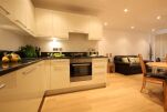 Kitchen, Lexington Serviced Apartments, Slough