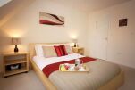 Bedroom, Bevan Gate Serviced Apartments, Bracknell